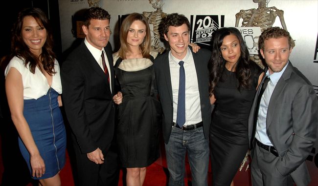 Emily Deschanel7468_11718957