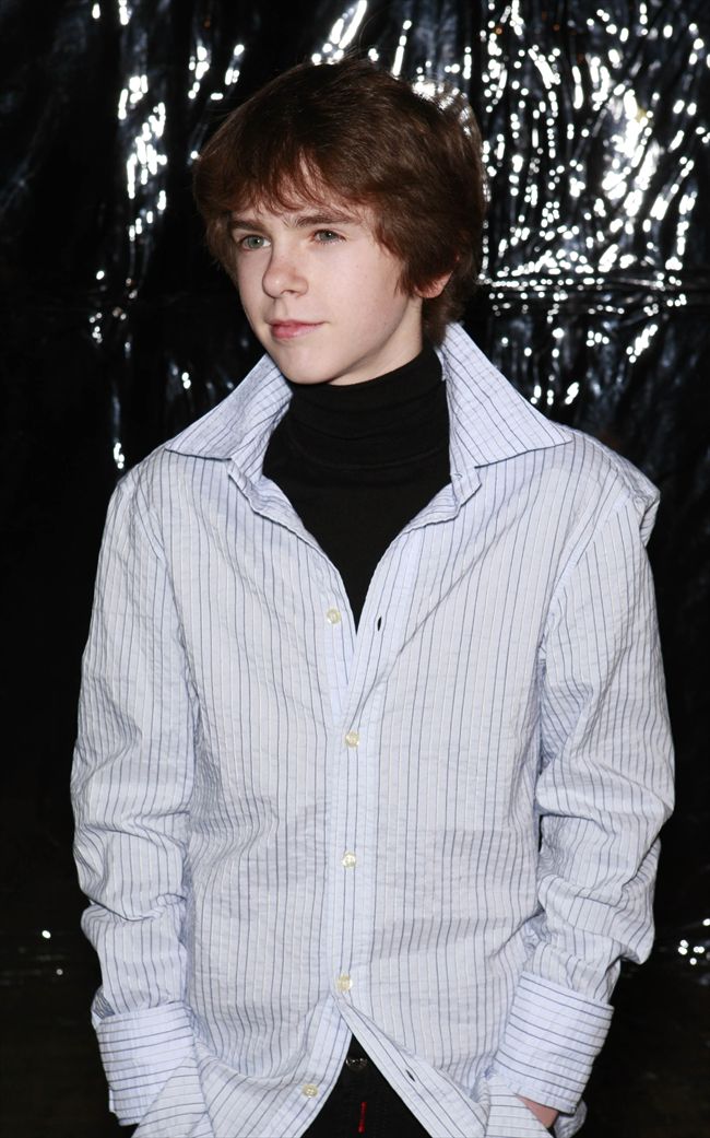 Freddie Highmore8381_09658220