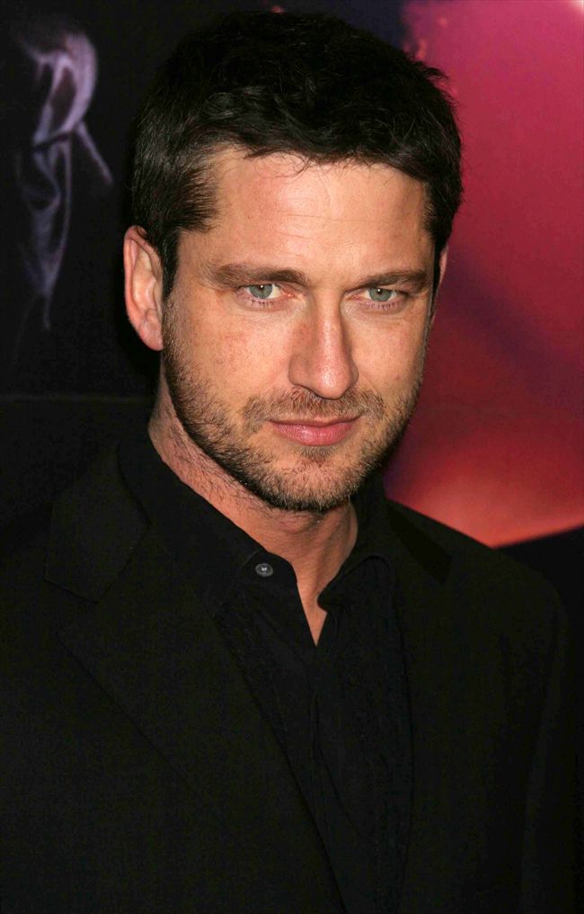 Gerard Butler8682_07664502