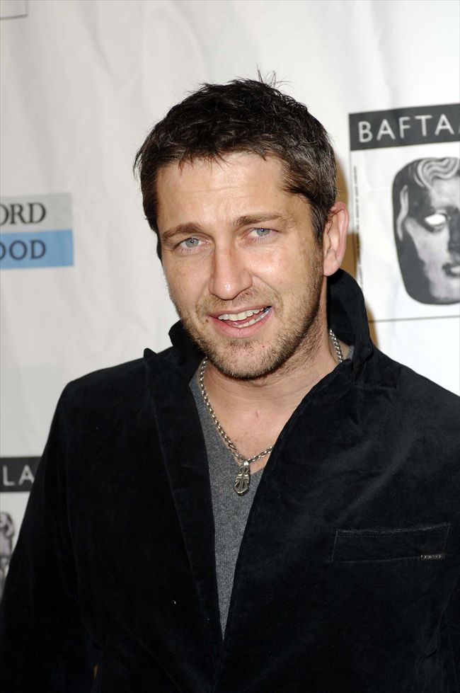 Gerard Butler8694_GERARD BUTLER2