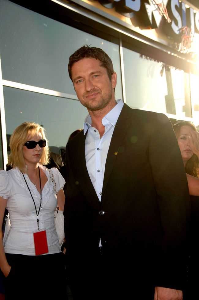 Gerard Butler8700_GERARD BUTLER74