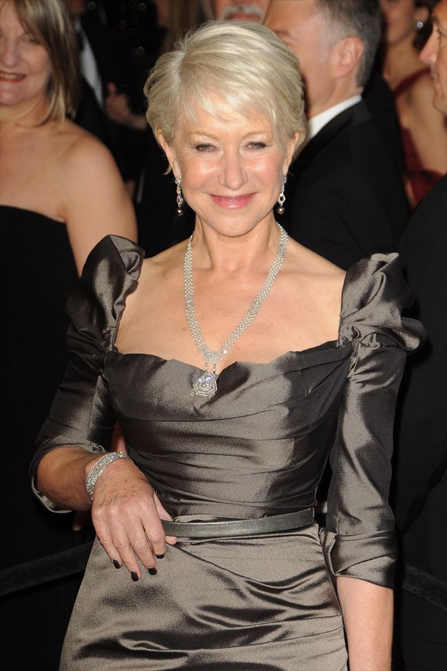 Helen Mirren9710_1127F07_DX128_H