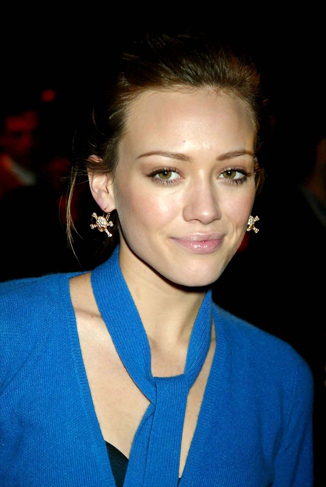 Hilary Duff9814_08567650