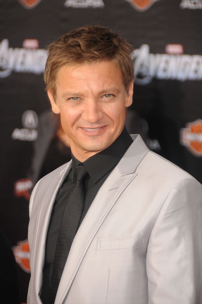 Jeremy Renner11599_1211A02_DX065_H