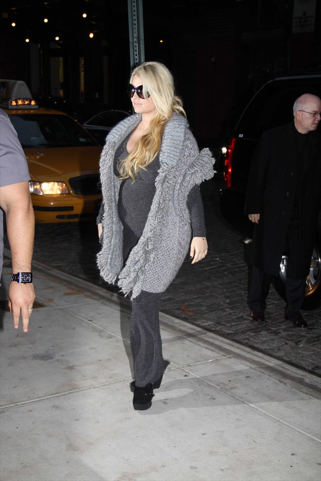 Jessica Simpson12011_20111130_zaf_ba9_003