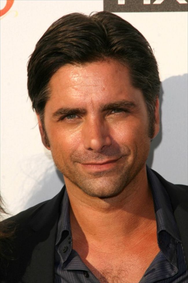 John Stamos12441_mrDC_529099