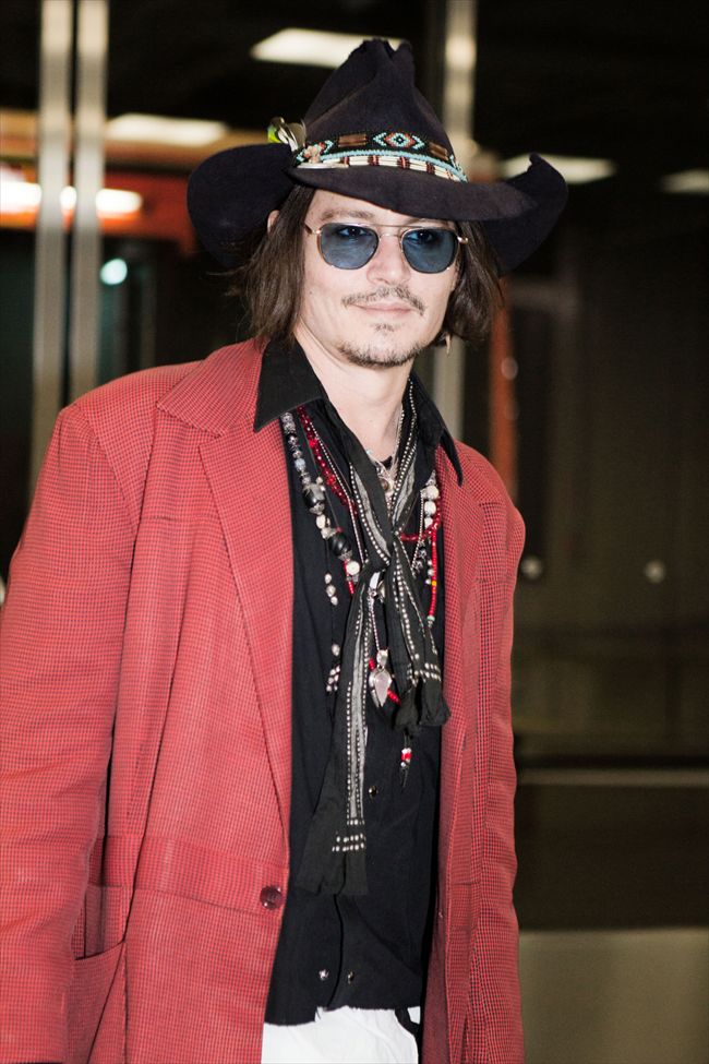Johnny Depp12635_20120512_zaf_n39_052