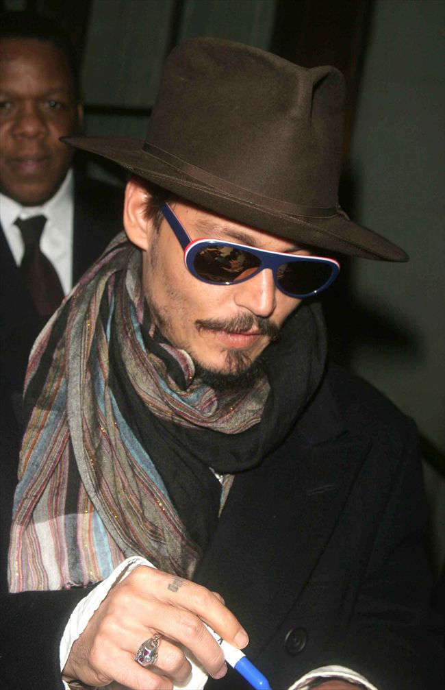 Johnny Depp12611_07997528