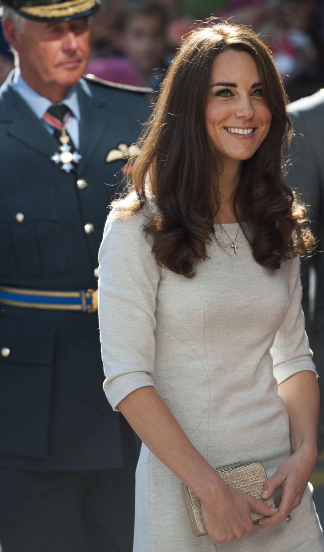 Kate Middleton13852_20110929_rua_p103_569
