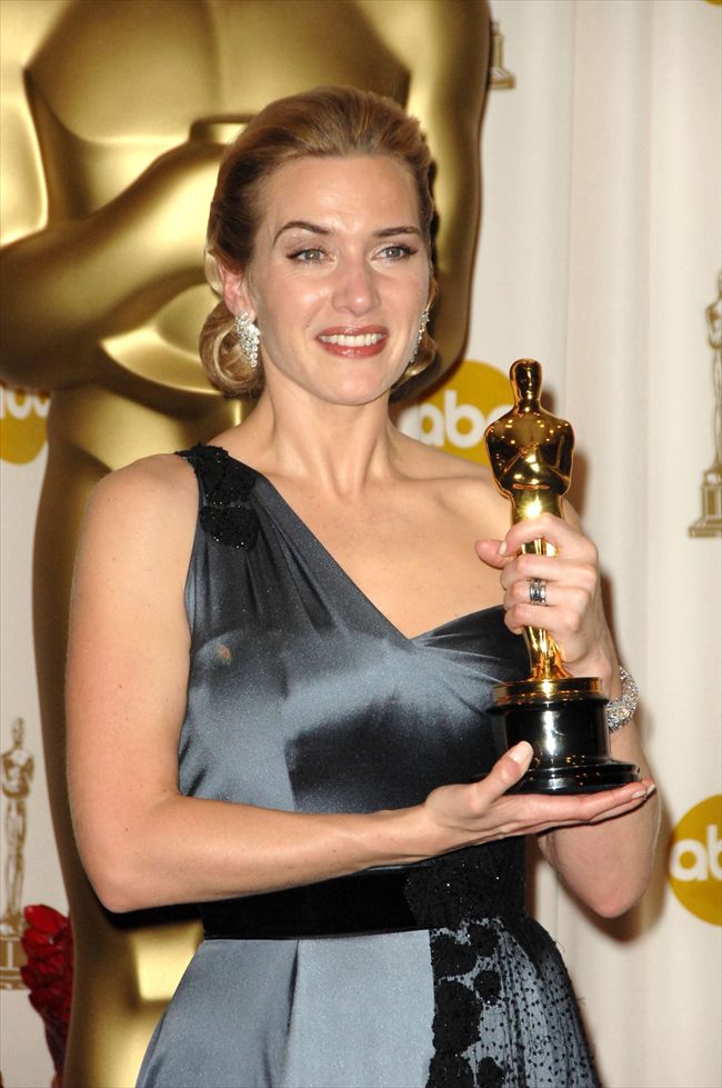 Kate Winslet13993_0922FBB_DX058_H