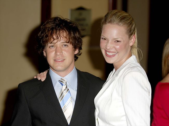 Katherine Heigl14121_T R KNIGHT HEIGL