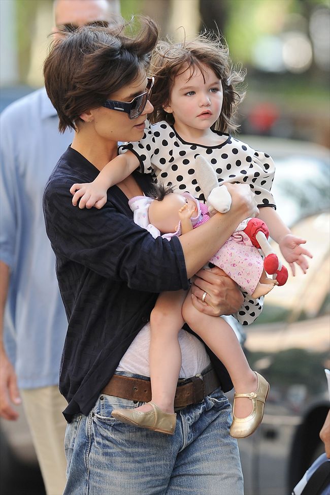 Katie Holmes14170_K0818