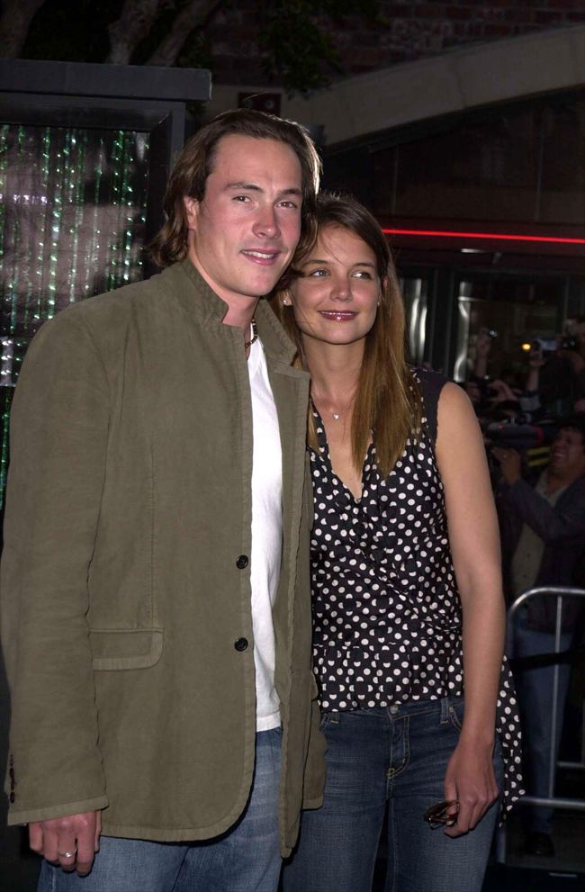 Katie Holmes14233_p16446_2_e2_6