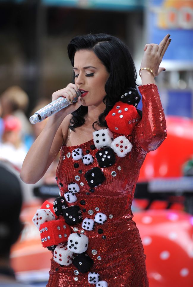 Katy Perry14265_0924JLA_GY012_H