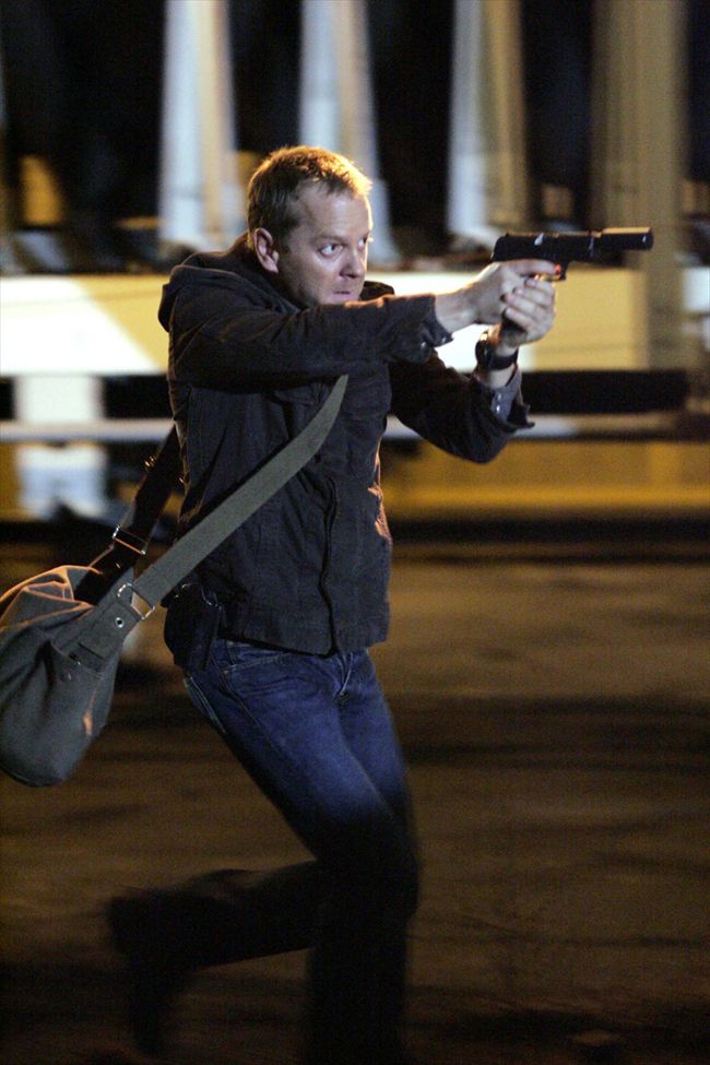 Kiefer Sutherland14757_TCDTWFO_FE280_H
