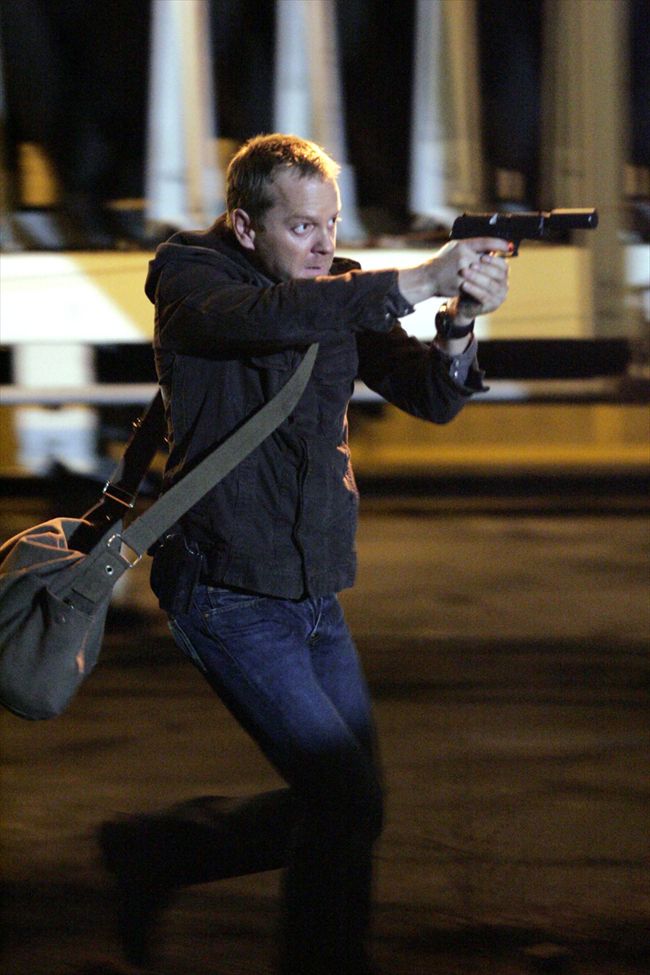 Kiefer Sutherland14757_TCDTWFO_FE280_H