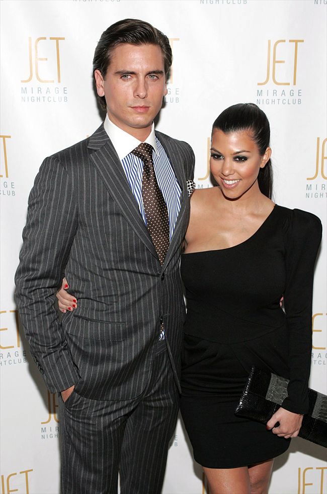 Kourtney Kardashian15037_1019FBE_JO001_H