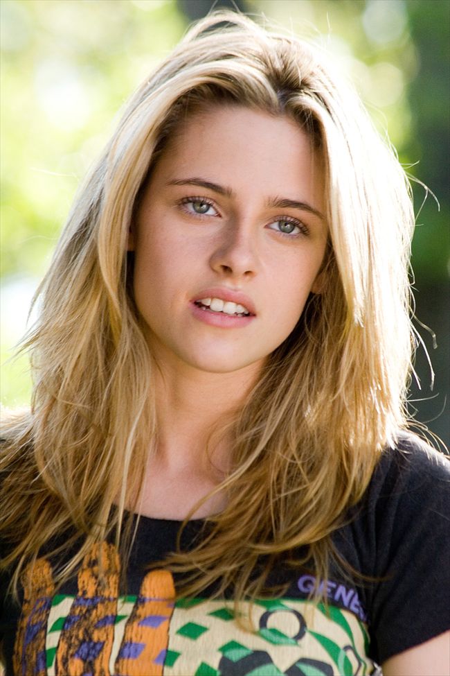 Kristen Stewart15174_MCDINTH_EC250_H