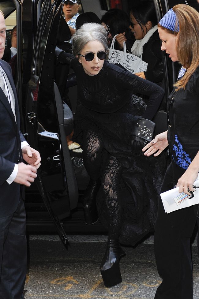 Lady Gaga15401_1013MYB_TY019_H