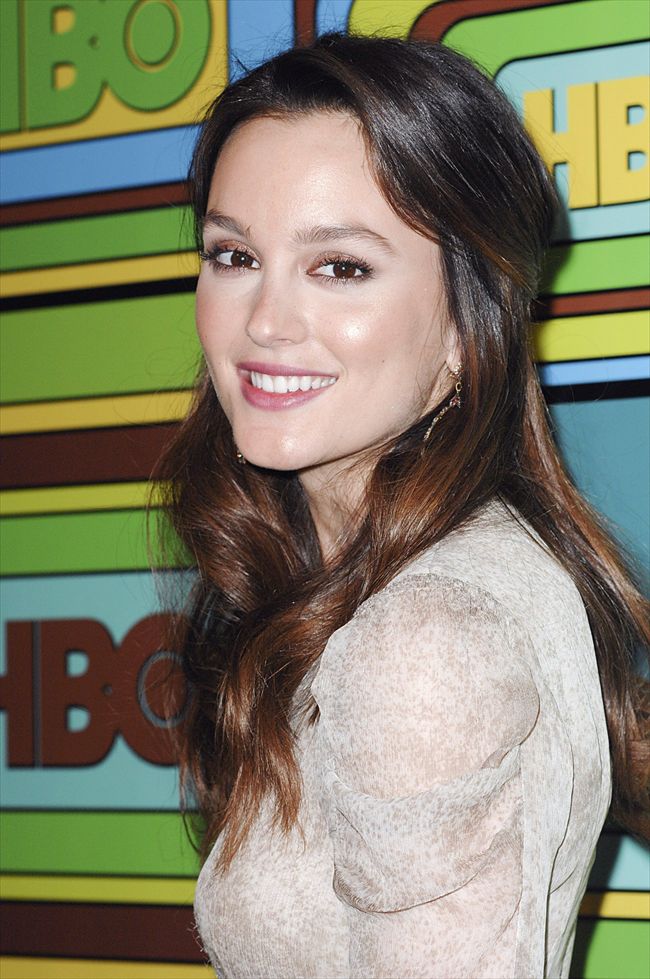 Leighton Meester15672_1116J12_UH062_H