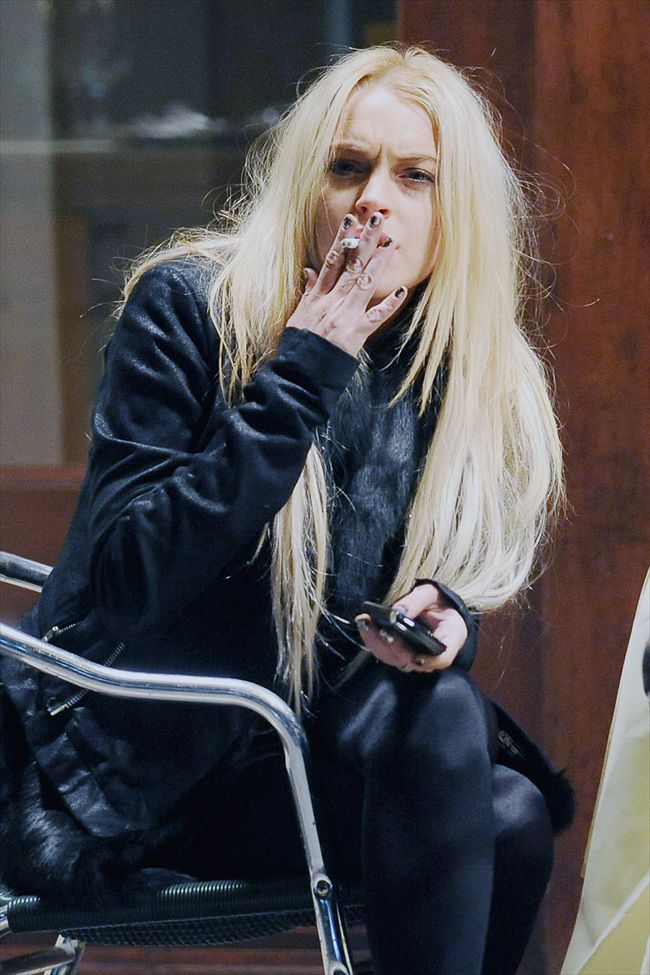 Lindsay Lohan16017_aflo_2009122510022016
