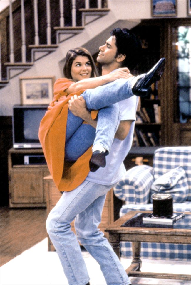 Lori Loughlin16413_TSDFUHO_EC023_H
