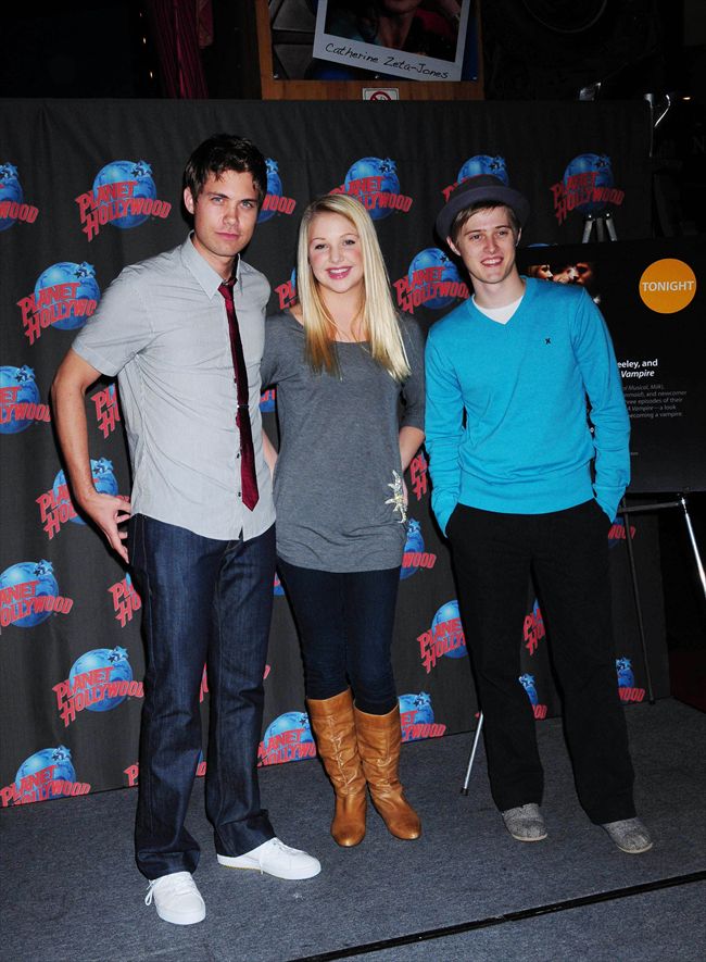 Lucas Grabeel16443_67508086