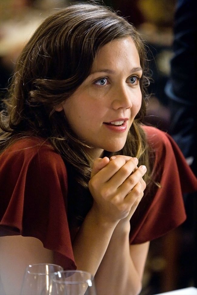 Maggie Gyllenhaal16719_MCDDAKN_EC028_H