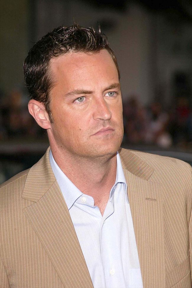 Matthew Perry17472_p35227_2_e2_5