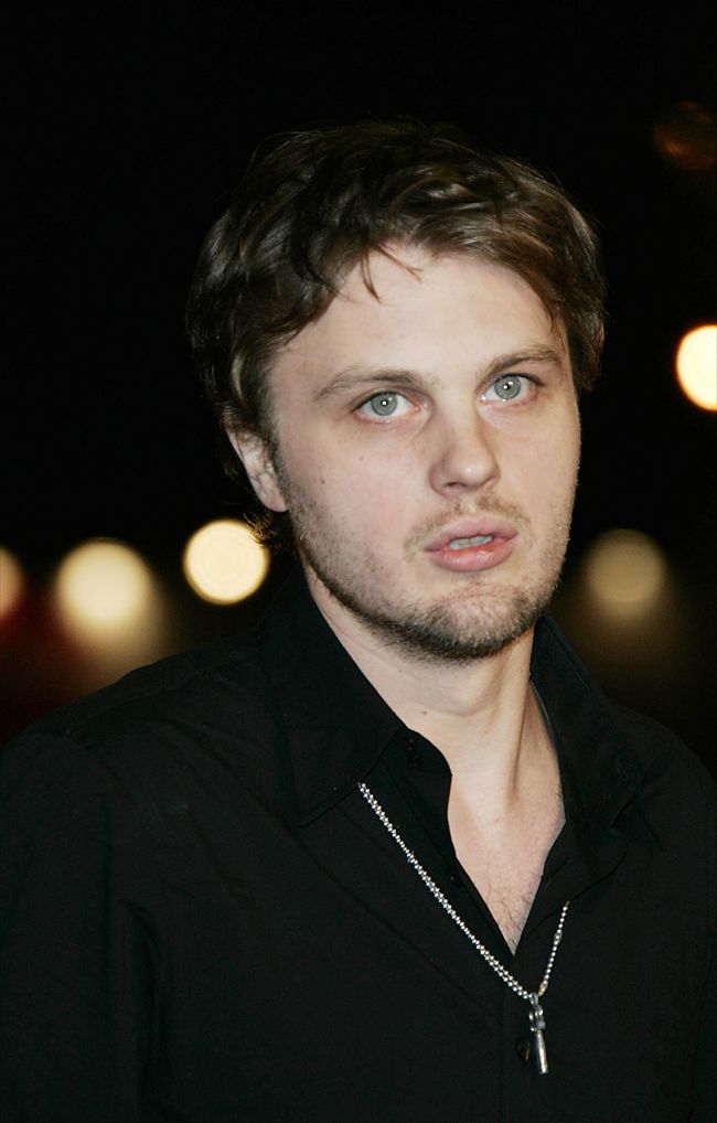 MICHAEL PITT18111_09591518