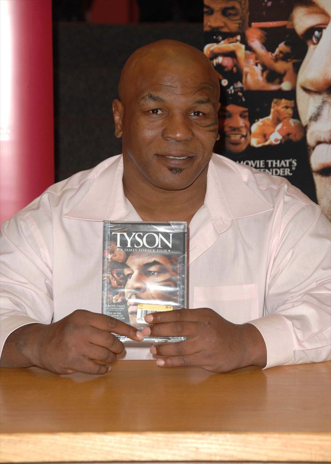 Mike Tyson18435_MIKE TYSON2