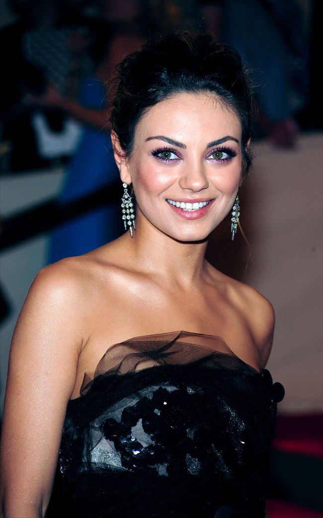 Mila Kunis18454_1003MYN_XX131_H