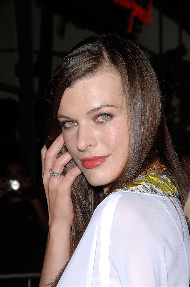 Milla Jovovich18603_0905AGF_GM018_H