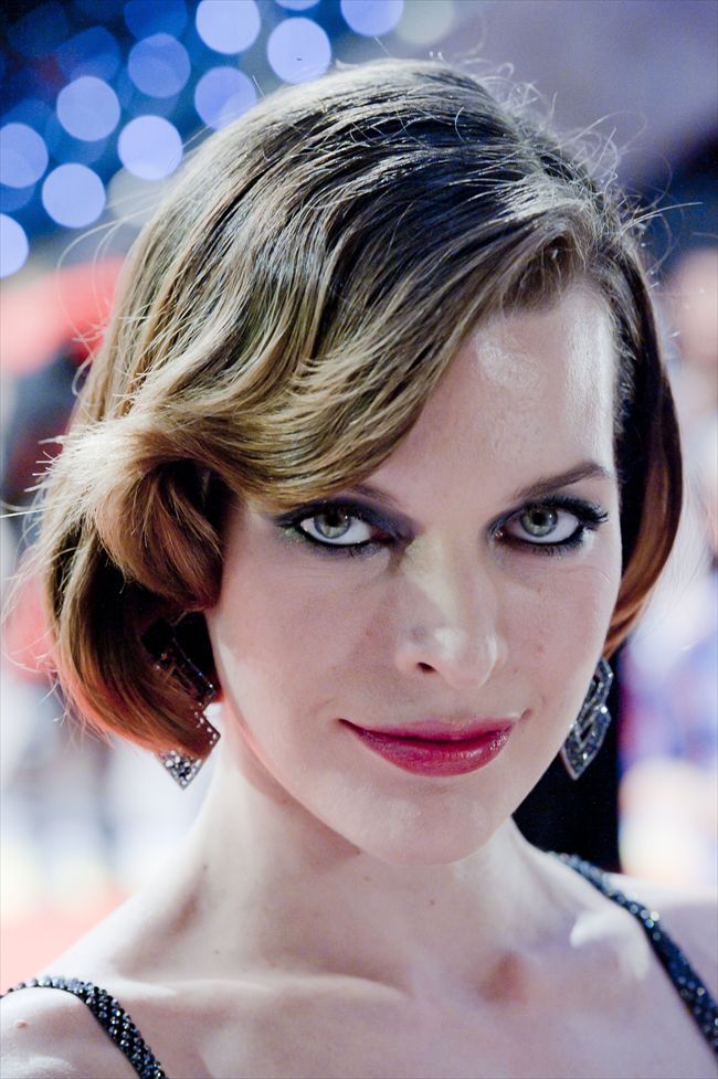 Milla Jovovich18620_20111004_clb_p103_137