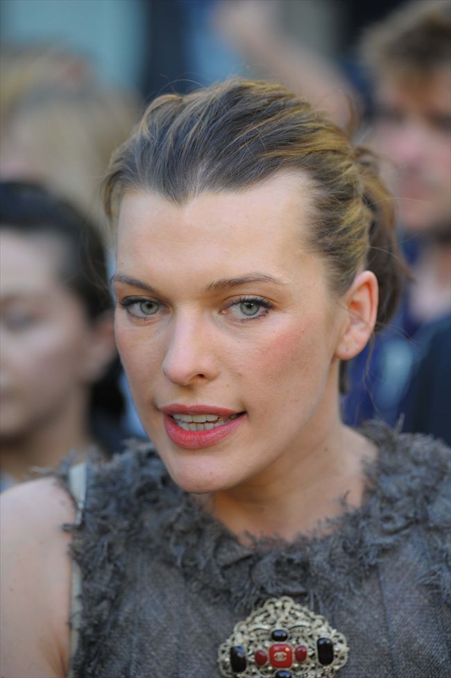 Milla Jovovich18647_MILLA JOVOVITCH15