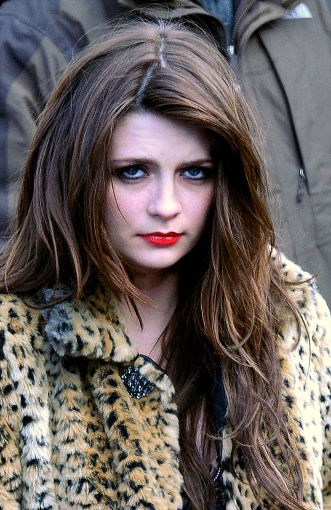 Mischa Barton18823_1018JAC_KH001_H