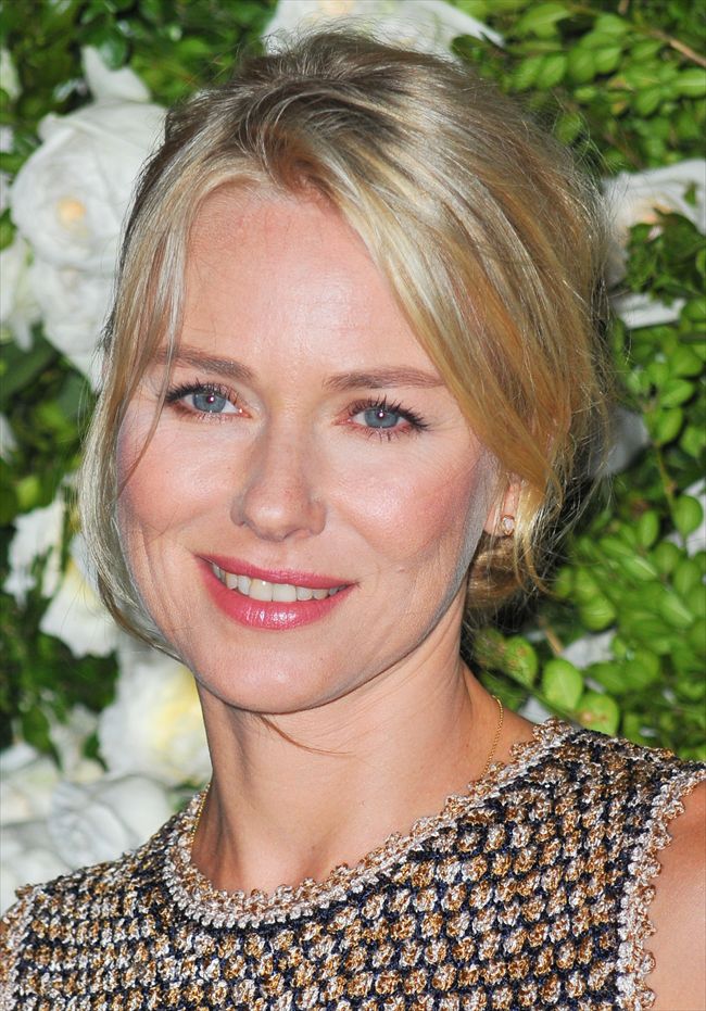 Naomi Watts19063_1125A05_XX001_H