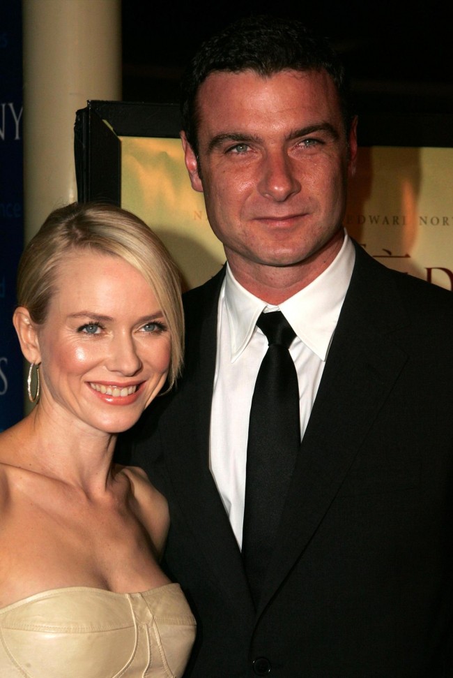 Naomi Watts19082_Naomi Watts and Liev Schreiber2