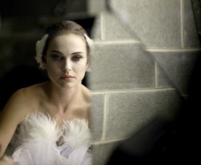 Natalie Portman19184_MCDBLSW_FS002_H