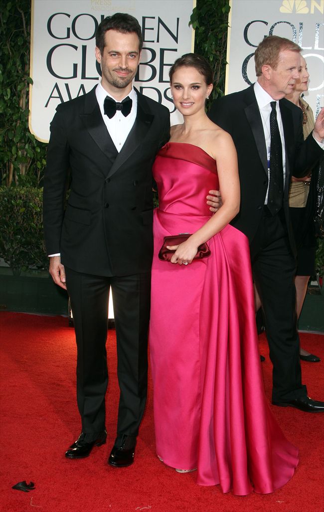 Natalie Portman19318_FP_8582195_RIJ_GOLDEN_GLOBE_SET2_12_94