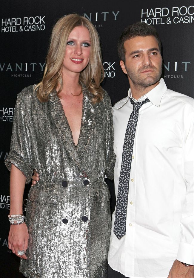 Nicky Hilton19478_1020MRC_YE011_H
