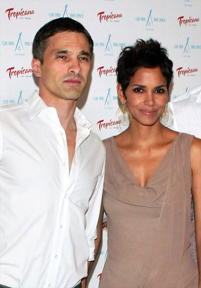 Olivier Martinez20041_1126M02_JO115_H