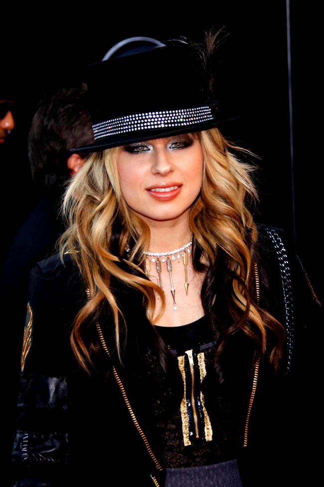 Orianthi20059_68459231
