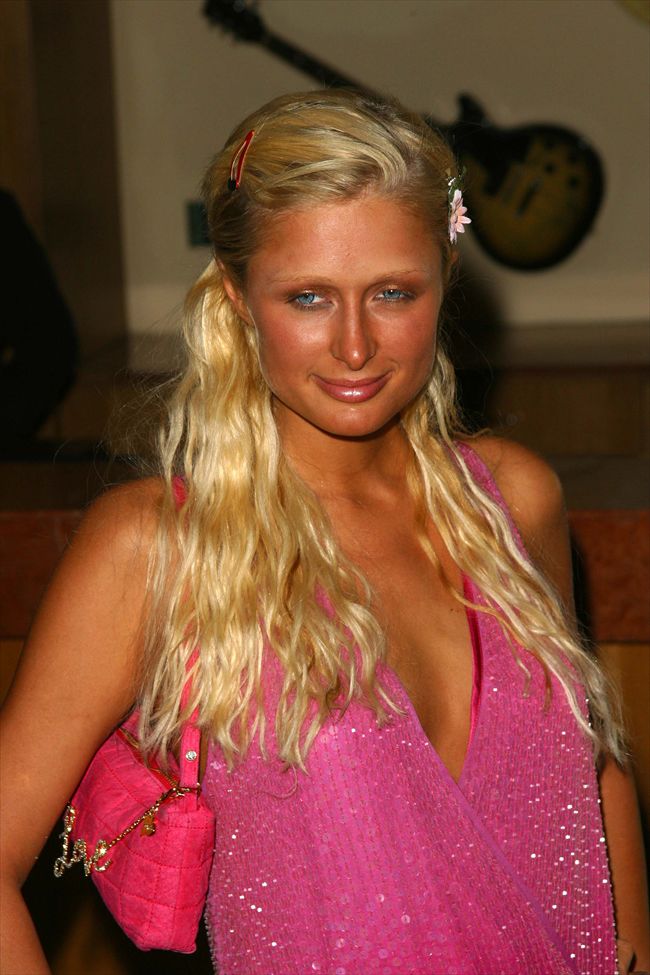 Paris Hilton20446_p42358_3_e2_5