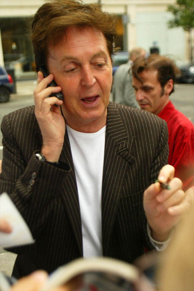 Paul McCartney20765_07875023