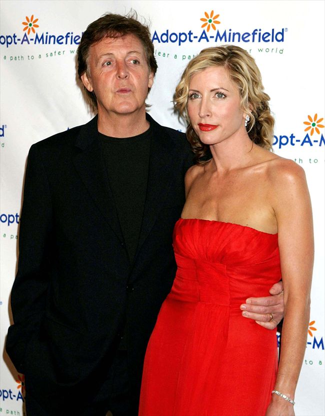 Paul McCartney20766_PAUL MCCARTNEY MILLS