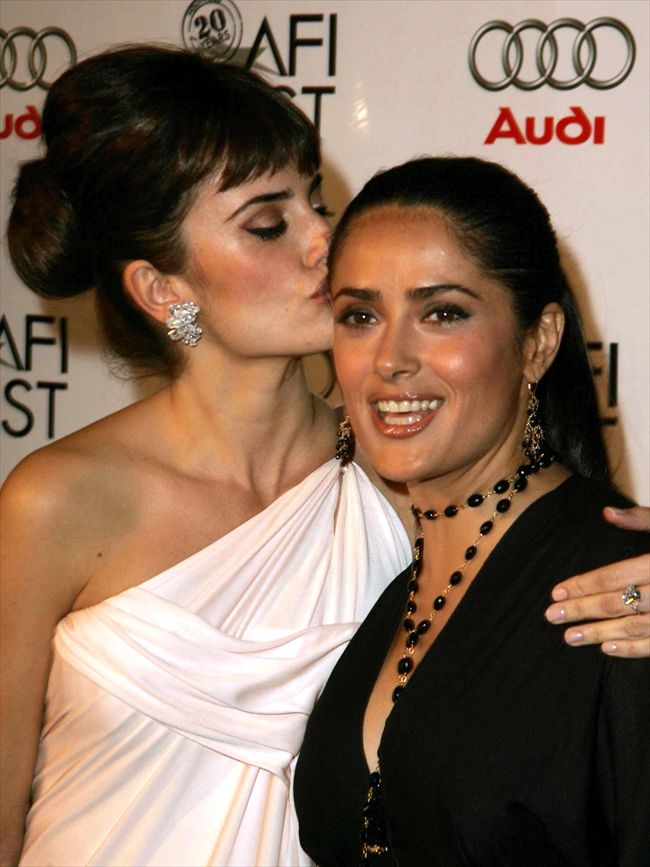 Penelope Cruz20915_Penelope Cruz and Salma Hayek