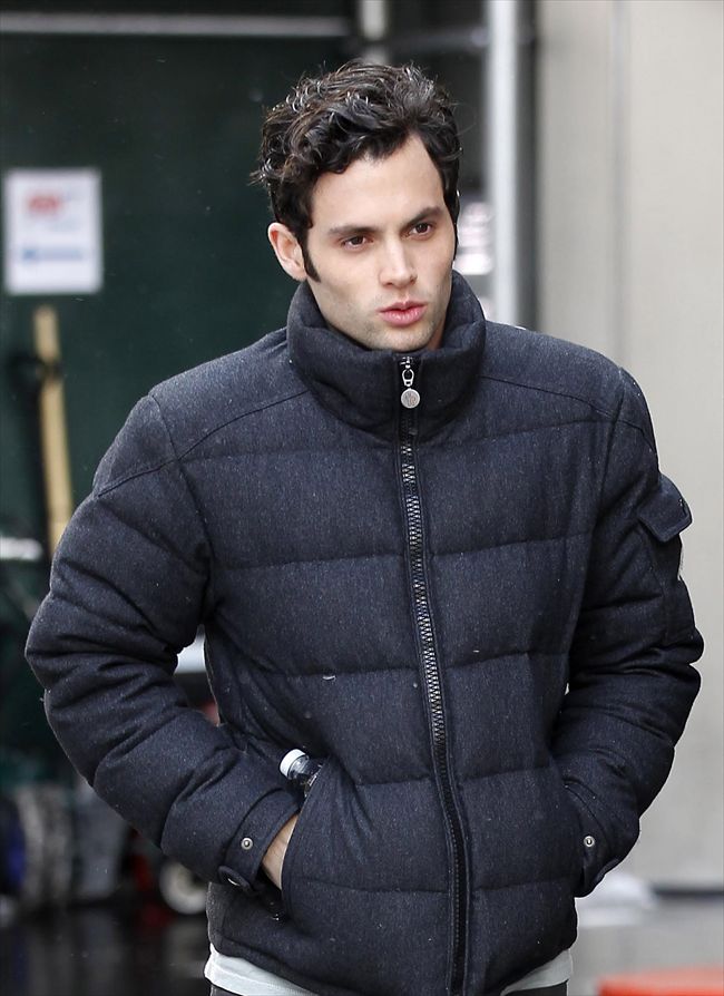 Penn Badgley20983_aflo_LZFA012984