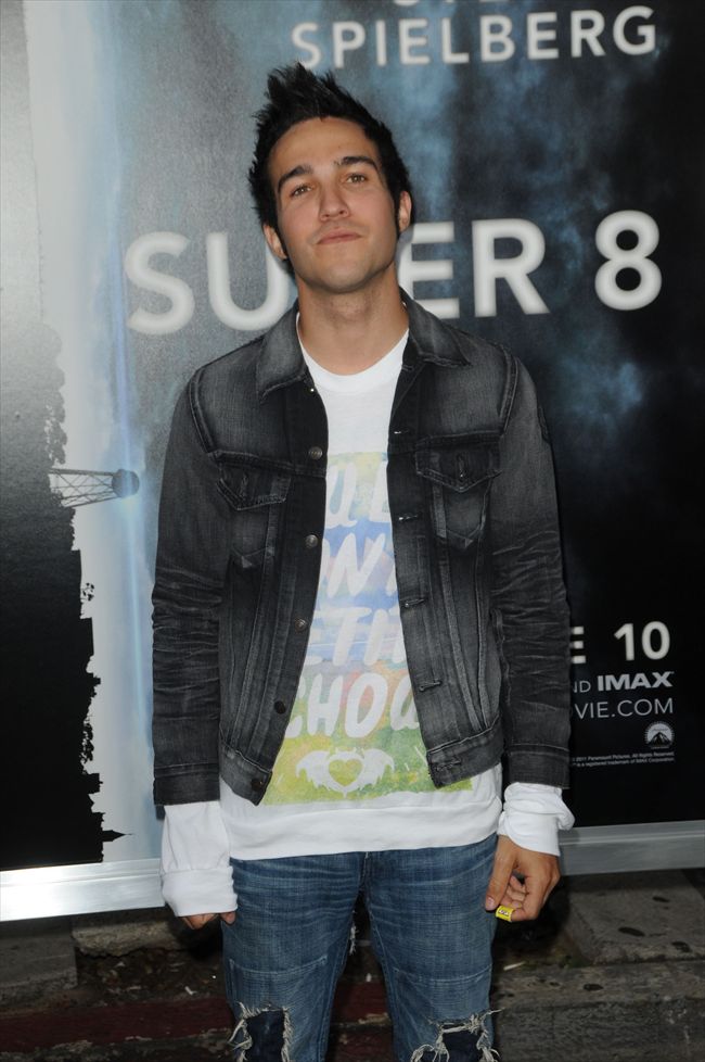 Pete Wentz21056_1108E05_DX023_H