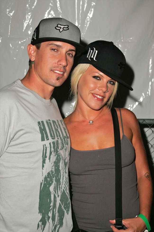 Pink21166_Carey Hart and Pink